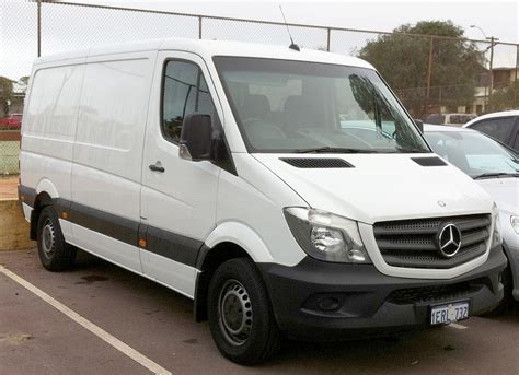 Mercedes-Benz Sprinter - Wikipedia