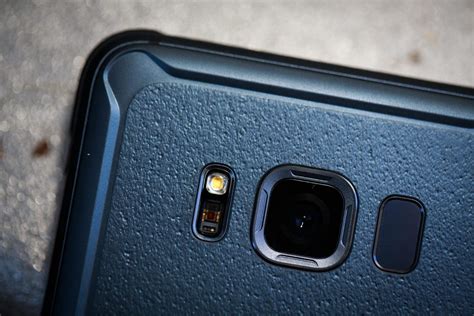 Samsung's Galaxy S8 Active is tougher than your S8 - CNET