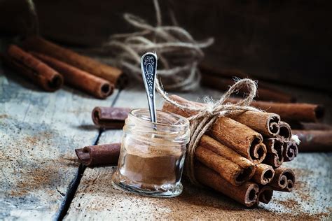 Cinnamon: A Spice Steeped in History, Culinary Charm, and Health Benefits