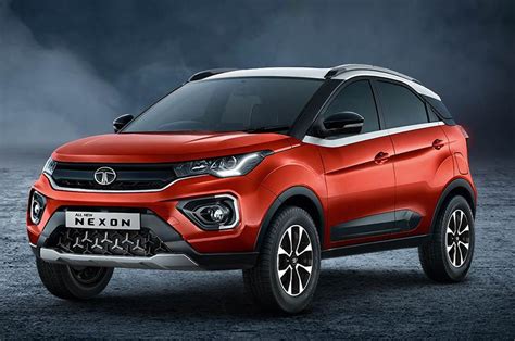 Tata Nexon XZ+(S) fitted with sunroof launched at Rs 10.10 lakh - Auto ...