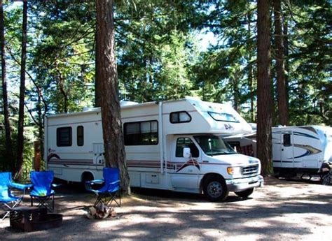 Friday Harbor Camping on San Juan Island - Lakedale Resort