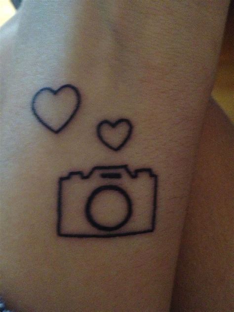 Pin di Klaountia Tsariktzian su dreaming a tatoo | Tatuaggi di ...