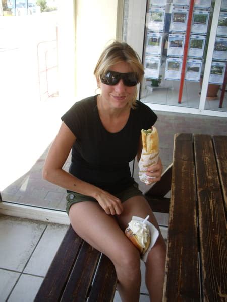 Deborah DUBOIS, 37 ans (FREJUS, NICE) - Copains d'avant