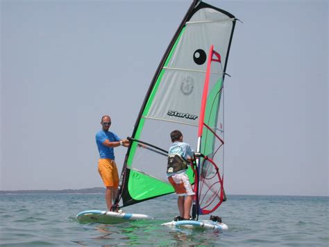 Windsurfing basic course - Sport Tourism | Far. Fast. Deep. High.