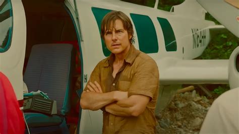 American Made: Does The Real Life Barry Seal Look Anything Like Tom Cruise?