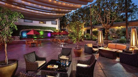 DoubleTree by Hilton Claremont from $121. Claremont Hotel Deals & Reviews - KAYAK