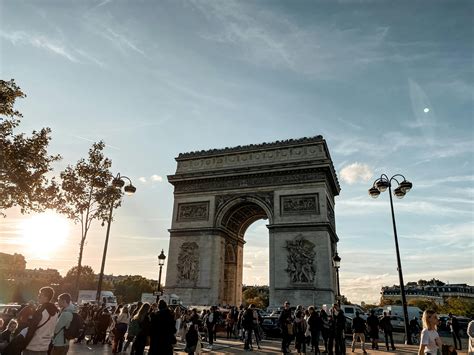 Arc de Triomphe History, Architecture, Tickets, Facts, and More