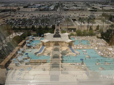 Luxor Pool Photo: Las Vegas | Las Vegas | Pinterest | Photos, Las vegas and Medium