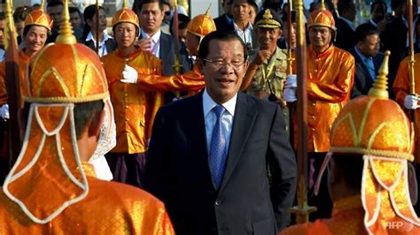 Cambodia strongman Hun Sen derides 'democracy' in fiery speech - The ...