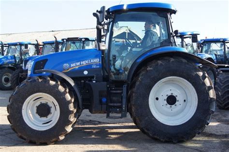 New Holland Series T6. Electro Command-T6.155 from Farming UK