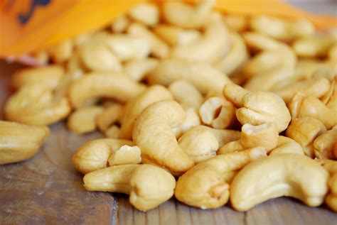 Benefits of Cashews — Nuts.com