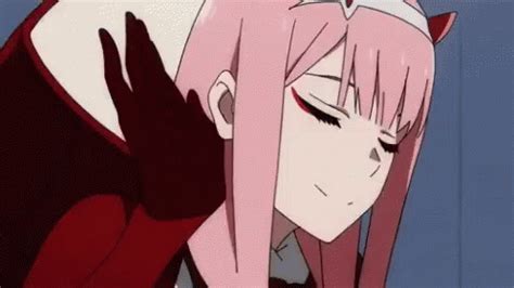 Zerotwo 002 GIF - Zerotwo 002 Cute GIFs | Personajes de anime, Cero dos ...