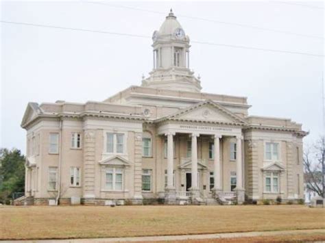 Jefferson Co courthouse, Louisville, GA. Site of 1st Capitol in the ...