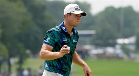 Viktor Hovland shoots course-record 61 to win BMW Championship - PGA TOUR