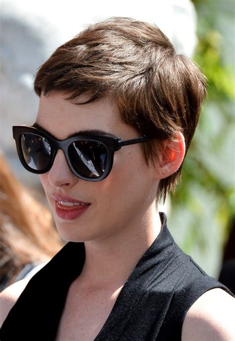 Anne Hathaway Trendy Short Pixie Haircut - Boyish Short Haircut for Women - Pretty Designs