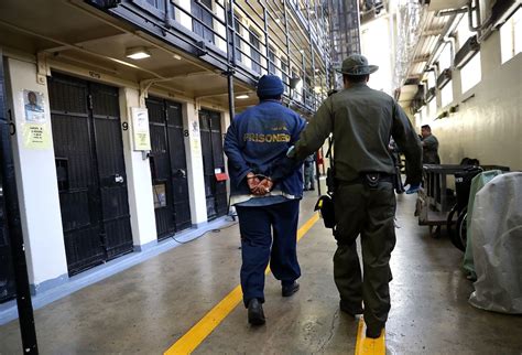 California promises better care for thousands of inmates as they leave prison | Salon.com