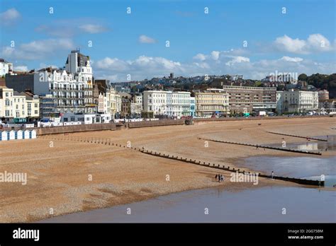 Hastings seafront uk hi-res stock photography and images - Alamy