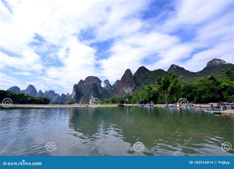 Lijiang River scenery editorial stock image. Image of landscapes ...