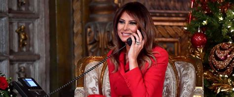 Melania Trump snaps Christmas selfie as first family celebrates in Mar-a-Lago - ABC News