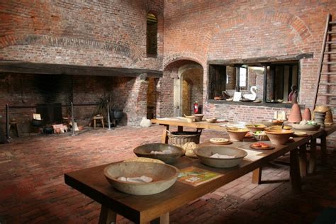 Medieval kitchen © Richard Croft cc-by-sa/2.0 :: Geograph Britain and Ireland