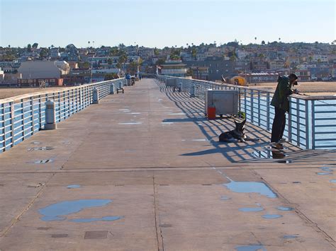 Hermosa Beach Pier - Pier Fishing in California