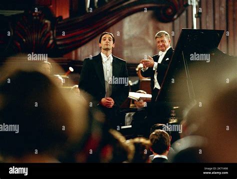 ADRIEN BRODY, THE PIANIST, 2002 Stock Photo - Alamy