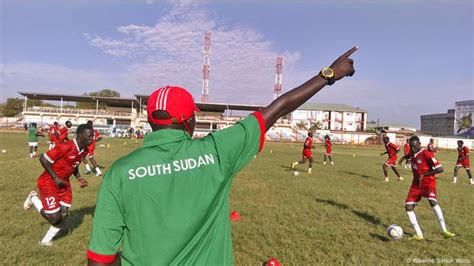 Football brings a glimpse of hope to South Sudan | Africa | DW | 22.03.2016