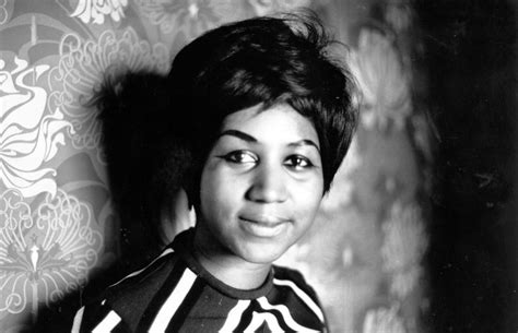 20 Stunning Black and White Portraits of a Very Young Aretha Franklin in the 1960s ~ Vintage ...