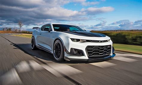 Chevrolet Camaro ZL1 1LE review specs price | CAR Magazine