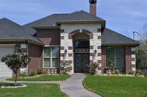 What Is the Difference Between Stone and Brick Houses? - Rock Ridge Homes, LLC