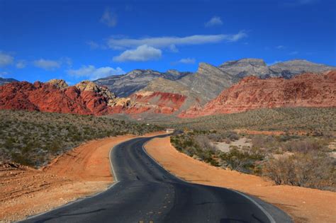 15 Best Hikes in Red Rock Canyon near Las Vegas for Stunning Views