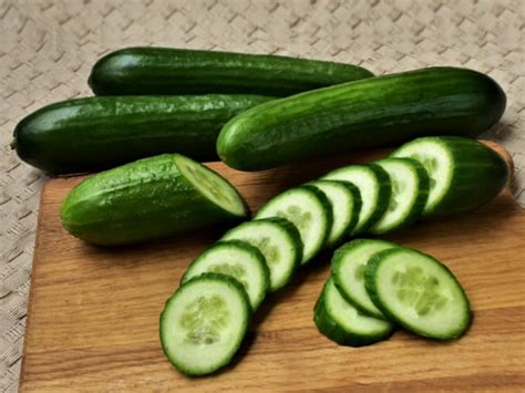 Cucumber Water Recipe: The Popular Detox | Organic Facts