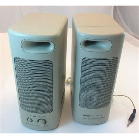 Multi-Media Amplified Speakers for Computer, Portable for MP3 Player/Cellphone Connection ...