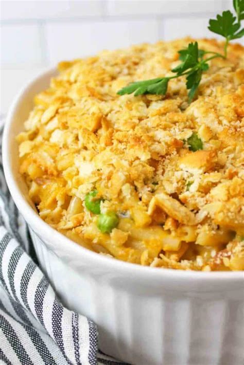 Mac and Cheese Tuna Casserole - BeeyondCereal