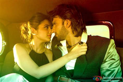 Sajde Song | Kill Dil | Feat. Parineeti Chopra, Ranveer Singh - Koimoi