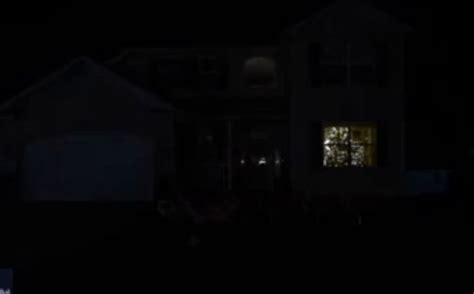 Ohio 'Griswold House' Christmas Light Display Echoes Popular Holiday Movie - GIPHY Clips