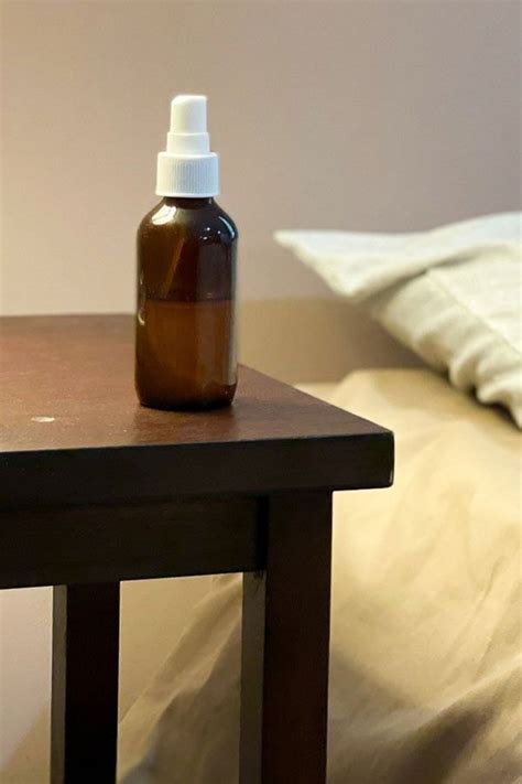 How to Make Tea Tree Oil Spray for Bed Bugs | Tea tree oil uses, Tea tree oil, Tree oil