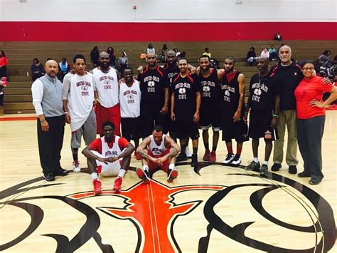 WSSU Legacy Weekend gets started with alumni basketball game