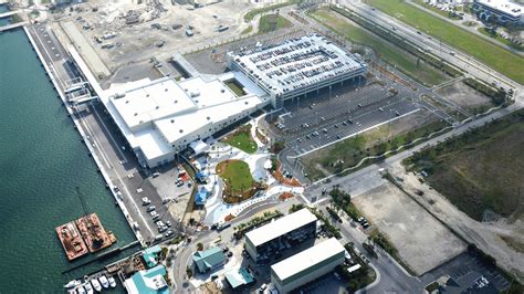 Port Canaveral Cruise Terminal No. 1 Parking Garage – BEA architects