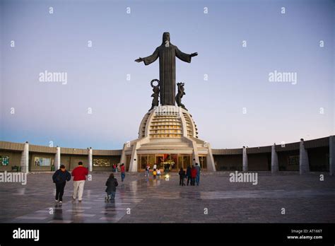 MEXICO Guanajuato Cristo Rey shrine Cubilete large statue of Jesus ...