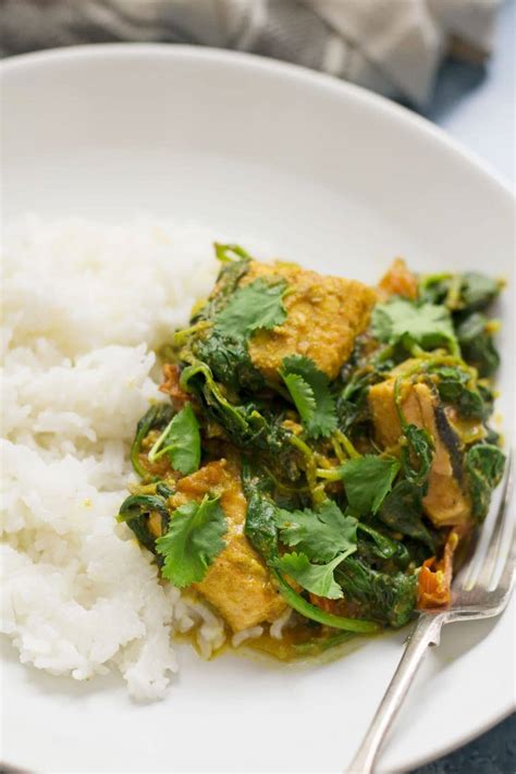 Healthy Salmon Curry with Tomatoes & Spinach • The Cook Report