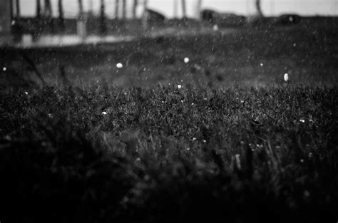 Giant Hailstones | Photography | ARIONSCHULER.CH