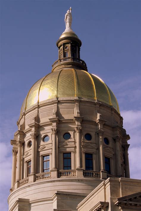 Georgia State Capitol Rotunda & Dome at Christmastime | Flickr