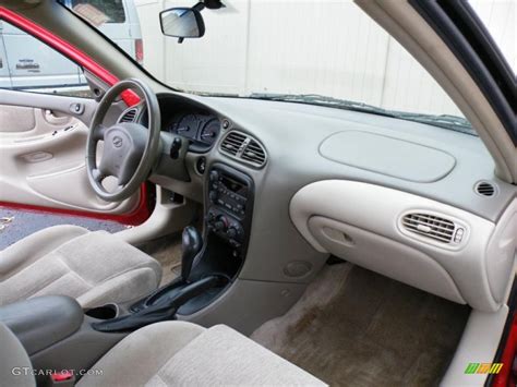 Neutral Interior 2003 Oldsmobile Alero GL Sedan Photo #40226398 | GTCarLot.com