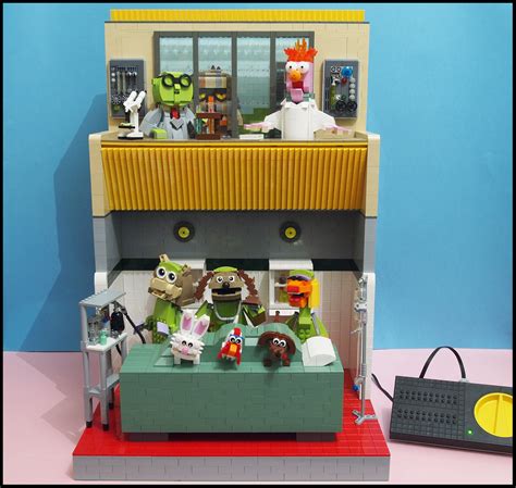 Muppet Show Veterinarian's Lab - BrickNerd - Your place for all things LEGO and the LEGO fan ...