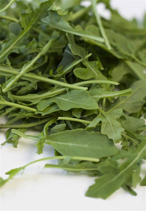 Health Benefits of Arugula | The Domestic Dietitian