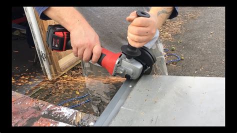 Milwaukee M18 Cordless Cut-off Grinder Kit Review and Tool in Action ...