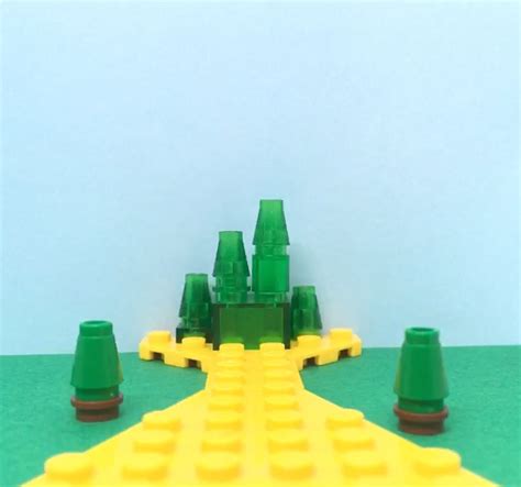 Lego 15 pieces, follow the yellow brick road.Build off and Banter entry ...