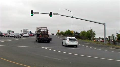 Caltrans activates metering lights along Interstate 80 - ABC7 San Francisco