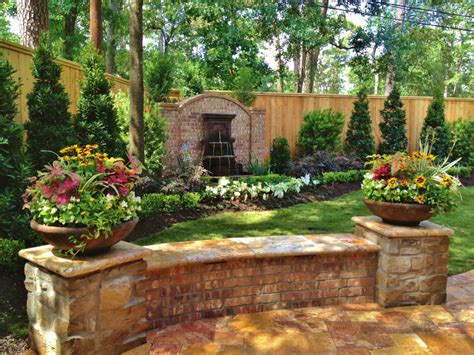 Mediterranean Front Yard Landscaping Ideas | Landscaping